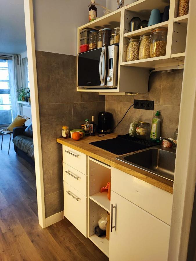 Beau Studio Renove 30M2 Balcon Vue Paris+Parking Exterior photo